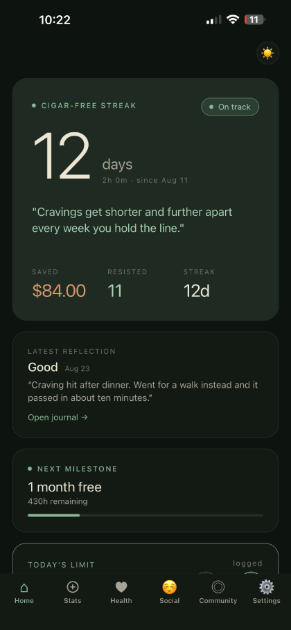 The ClariLung home screen for a cigar smoker: a 12-day cigar-free streak, money saved and cravings resisted.